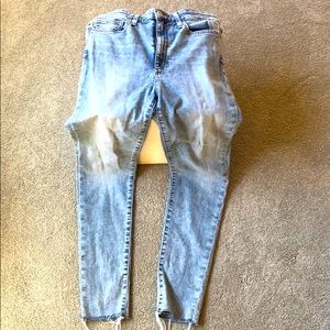 Never worn Joe’s jeans